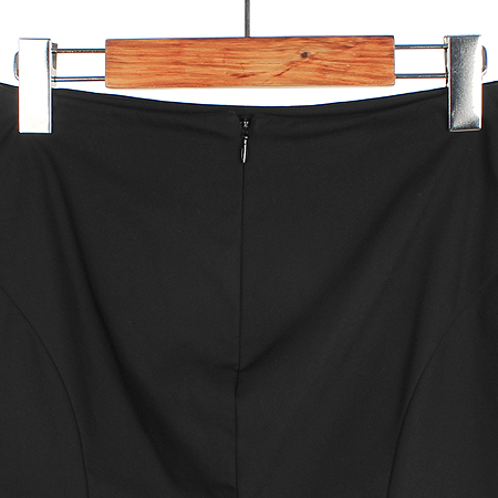 Armani COLLEZIONI(�Ƹ����� �÷�������) �����÷� ��ĿƮ �̹���3 - ���̺��� �߰���ǰ