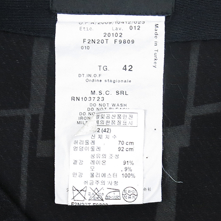 Emporio Armani(�������� �Ƹ�����) ��ĿƮ �̹���4 - ���̺��� �߰���ǰ