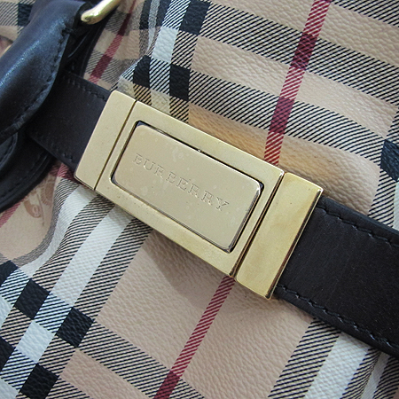 Burberry(������) 3723050 PVC ���̸��� üũ 2WAY [��õ ������] �̹���4 - ���̺��� �߰���ǰ