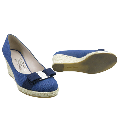 Ferragamo(��󰡸�) �ǹ� VARINA(�ٸ���) �ΰ� ������ �̹���2 - ���̺��� �߰���ǰ