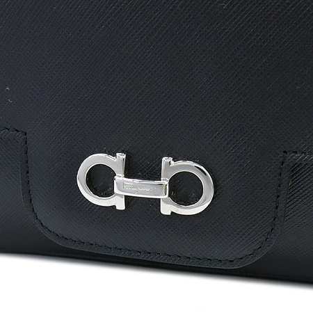 Ferragamo(��󰡸�) 21 B723 ���� ���ǾƳ� LUCIANA ���� ��ġ��ΰ� Ŭ��ġ �� ü�� ����� �̹���4 - ���̺��� �߰���ǰ