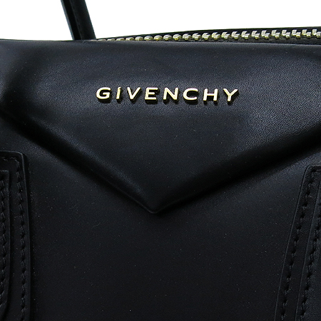 GIVENCHY(�����) ���� ��Ƽ���� �Ұ��� M ������ 2WAY [�б�������] �̹���4 - ���̺��� �߰���ǰ