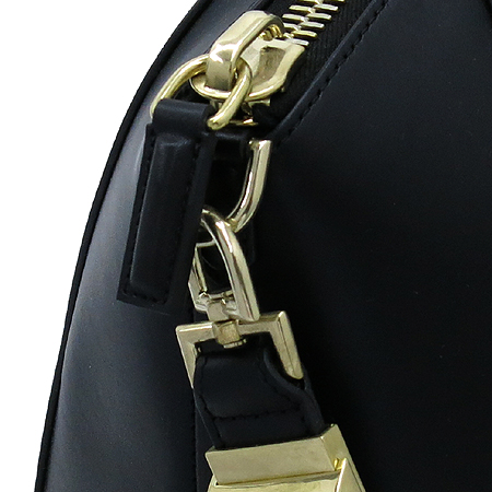 GIVENCHY(�����) ���� ��Ƽ���� �Ұ��� M ������ 2WAY [�б�������] �̹���5 - ���̺��� �߰���ǰ