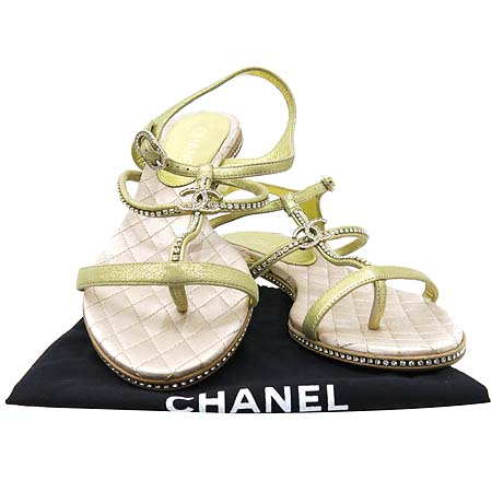 ����  ����