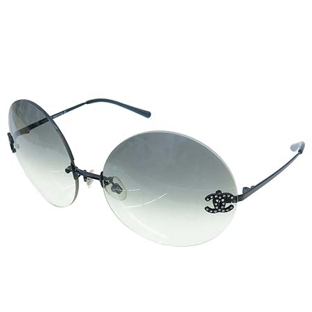 ����  ���۶�