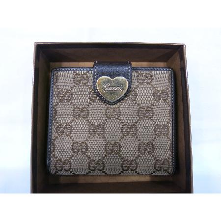 ����  ������