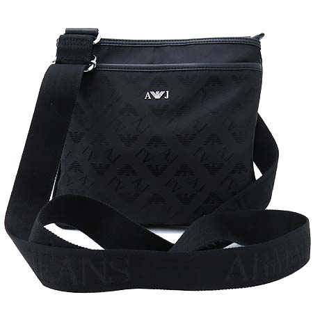 �Ƹ�����  ũ�ν���