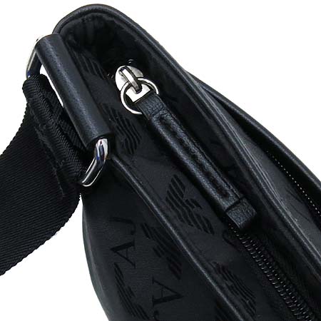 Armani(�Ƹ�����) TESSUTO ���� �к긯 ����ΰ� ���� ũ�ν��� �̹���4 - ���̺��� �߰���ǰ