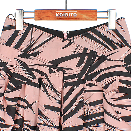 DKNY COLLECTION (����ī�� �÷���) ���� ��ĿƮ �̹���2 - ���̺��� �߰���ǰ