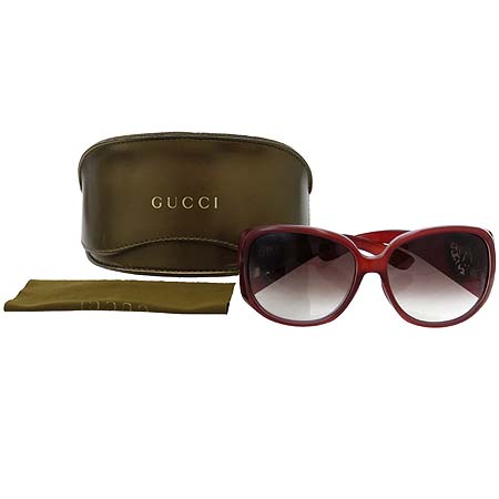 ����  ���۶�