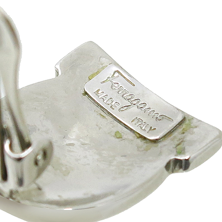 Ferragamo(��󰡸�) ���� ��ġ�� ��� �Ͱ��� �̹���4 - ���̺��� �߰���ǰ