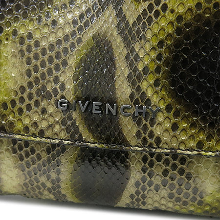 GIVENCHY(�����) ���� �ΰ� ��� ���� ���� Ŭ��ġ�� ü�� ����� �̹���4 - ���̺��� �߰���ǰ