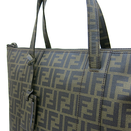 Fendi(���) 7VA196 FF�ΰ� ��ī PVC �� ��Ʈ�� [��������] �̹���3 - ���̺��� �߰���ǰ