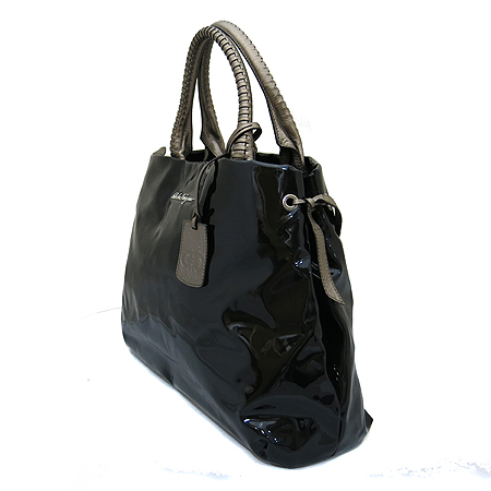 Ferragamo(��󰡸�) 21 B412 ���� �ΰ� ���� ���̴�Ʈ ��Ʈ�� [��������] �̹���2 - ���̺��� �߰���ǰ