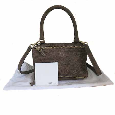 ����� �ǵ��� ���� 