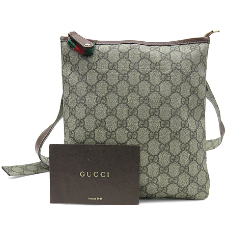 ���� �Ｑ ��Ƽġ PVC ũ�ν��� 