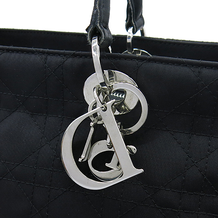 Dior(ũ����î���) ���� �к긯 ��� ��Ʈ�� �̹���4 - ���̺��� �߰���ǰ