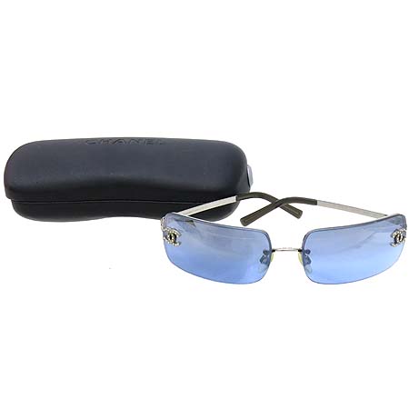 ����  ���۶�