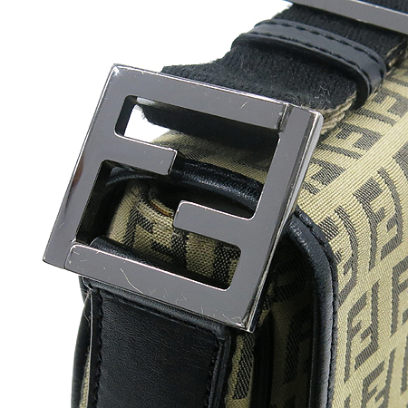 Fendi(���) 8BR323 FF �ΰ� �ڰ��� ũ�ν��� �̹���3 - ���̺��� �߰���ǰ