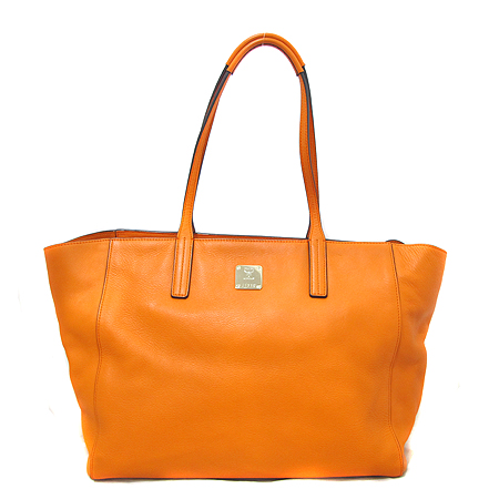 ������  �����