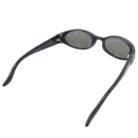 Gucci(����) GG2457/S ���� ���۶� �̹���4 - ���̺��� �߰���ǰ