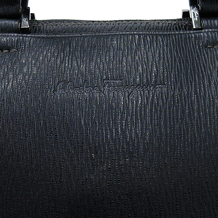 Ferragamo(��󰡸�) 24 8659 �̴ϼ� ������ �ΰ� ���� ���� ��Ʈ�� �̹���5 - ���̺��� �߰���ǰ