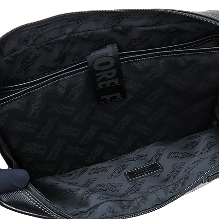 Ferragamo(��󰡸�) 24 8659 �̴ϼ� ������ �ΰ� ���� ���� ��Ʈ�� �̹���7 - ���̺��� �߰���ǰ