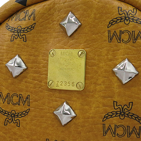 MCM(������) MWK2SVE17CO001 ���� �ΰ� ��� ���佺 ��Ÿũ S ������ ���� �̹���4 - ���̺��� �߰���ǰ