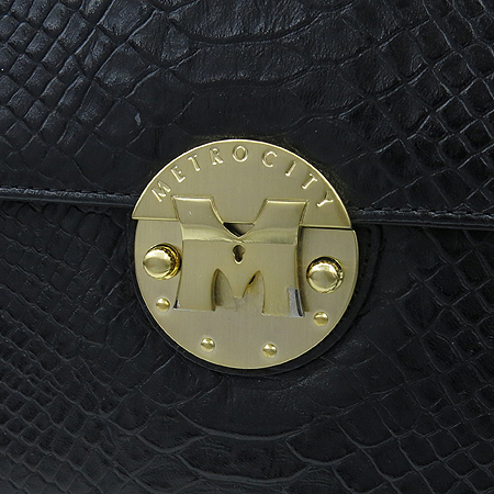 Metrocity(��Ʈ�ν�Ƽ) ���̼� ���� ���� �ΰ� ��� ũ�ν��� �̹���3 - ���̺��� �߰���ǰ