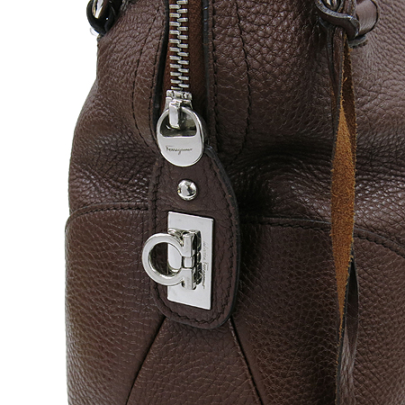 Ferragamo(��󰡸�) 21 B936 ��ġ�� �ΰ� ��� ���� ����� �̹���4 - ���̺��� �߰���ǰ