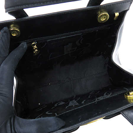 Ferragamo(��󰡸�) 21 4178 ���� �ٶ� ��� �簢 ��Ʈ�� �̹���5 - ���̺��� �߰���ǰ