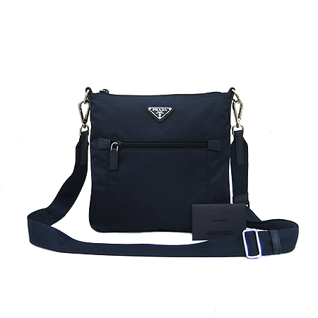 ����� �׼��� ũ�ν��� 