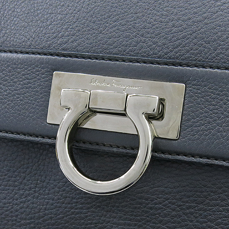 Ferragamo(��󰡸�) 21 A896 ��ġ�� ����Ŭ ���Ǿ� ��Ʈ�� �̹���4 - ���̺��� �߰���ǰ