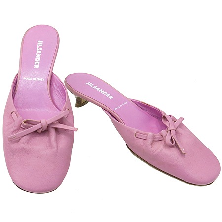 ������  ����