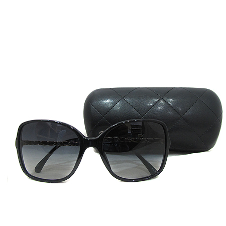 ����  ���۶�