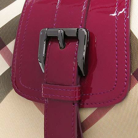 Burberry(������) 3744053 �� ���üũ PVC ��ũ �ֳ��� Ʈ���� ȣ�� ����� �̹���4 - ���̺��� �߰���ǰ