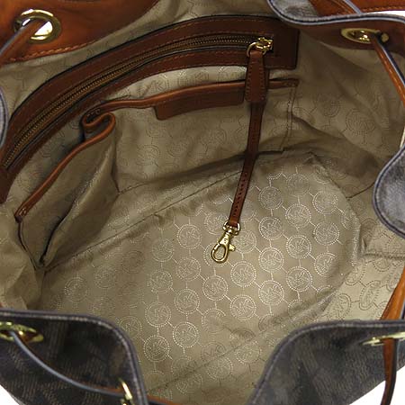 MICHAELKORS(����Ŭ�ھ) MMI4BU03P 200 �ΰ� PVC ��ũ����� ȥ�� ������ ����ΰ� ����� �̹���6 - ���̺��� �߰���ǰ