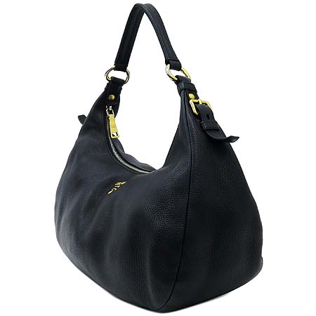 Prada(�����) ���� �÷� ���� ȣ�� ����� �̹���3 - ���̺��� �߰���ǰ