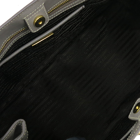 Prada(�����) BN1844 �׷��� ���ǾƳ� ���� ���� ��Ʈ�� �̹���7 - ���̺��� �߰���ǰ