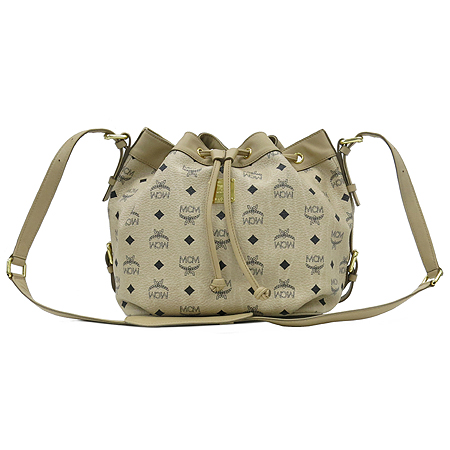 ������  �����