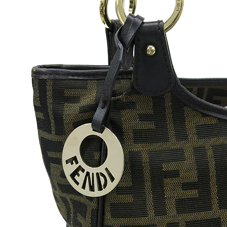 Fendi(���) 8BH156 FF�ΰ� �к긯 ��ī ����� �̹���4 - ���̺��� �߰���ǰ