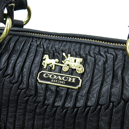 Coach(��ġ) 15942 �޵� �Դ��� ���� ���Ǿ� 2WAY �̹���4 - ���̺��� �߰���ǰ