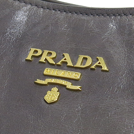 Prada(�����) B4829M �׷��� ���� VITELLO SHINE(���ڷ� ����) ����� �̹���4 - ���̺��� �߰���ǰ