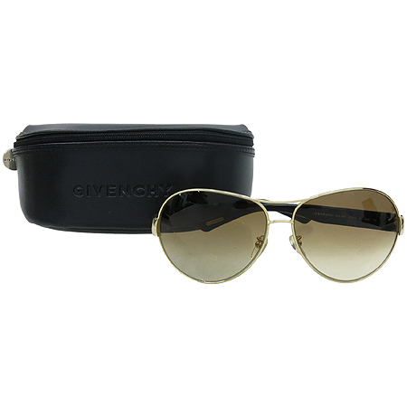 �����  ���۶�