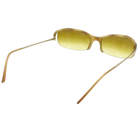 Prada(�����) �ݹ��� ���۶� �̹���4 - ���̺��� �߰���ǰ