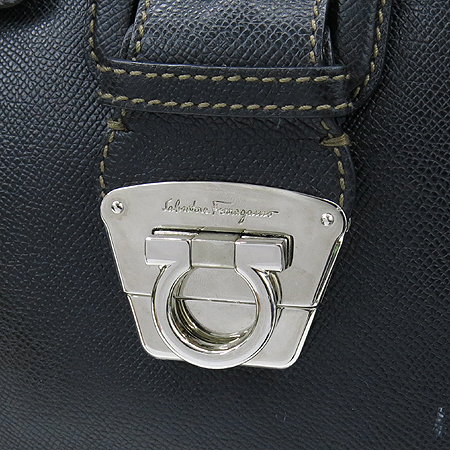 Ferragamo(��󰡸�) 21 7879 ���� ��ġ�� �ΰ���� ���� ���� ����� �̹���3 - ���̺��� �߰���ǰ