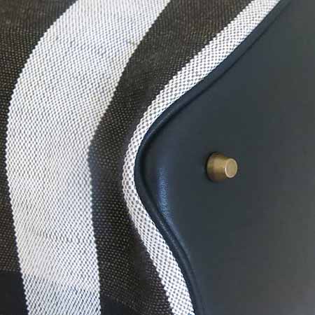 Burberry(������) 38982841 SUSANNA BIN  üũ �к긯 ȣ�� 2WAY + ���� �Ŀ�ġ [�ϻ����] �̹���5 - ���̺��� �߰���ǰ