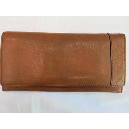 ����  ������