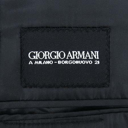 GIORGIO ARMANI(�������� �Ƹ�����) ���� �̹���5 - ���̺��� �߰���ǰ