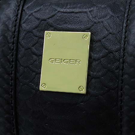 GEIGER(���̰�) ���� �ΰ� ���� ���� ������ 2WAY �̹���3 - ���̺��� �߰���ǰ